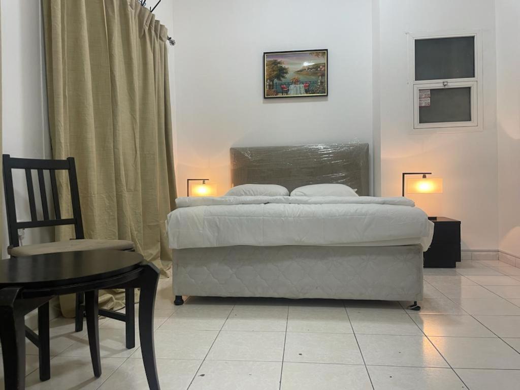 Accommodatie bij particulieren Furnished Next To Burjuman Metro Exit-4